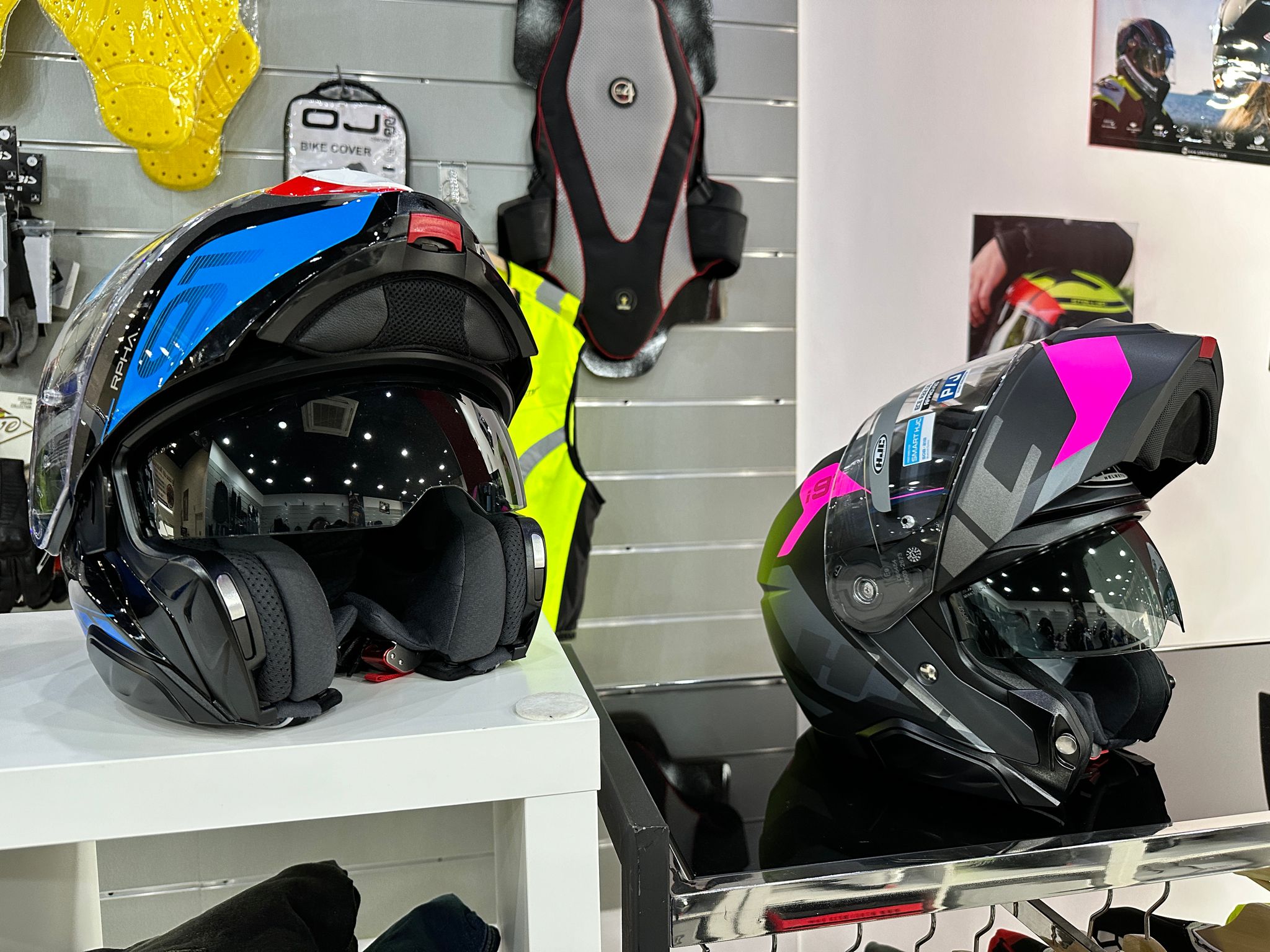 imagen cascos abiertos